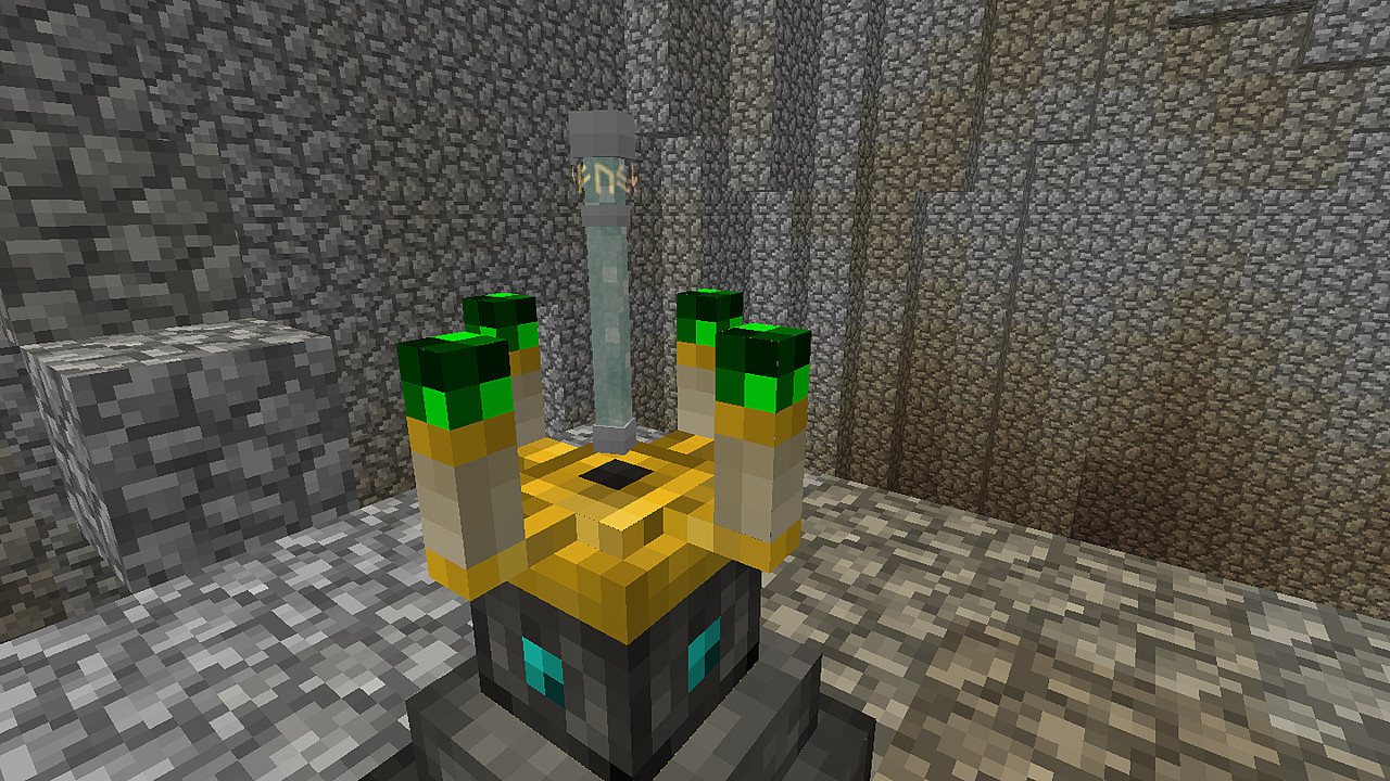 Blizz core Silver capped scepter. (348 kB)